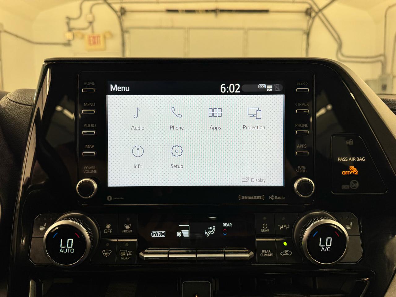 Toyota Highlander XLE AWD (Natl) 2020