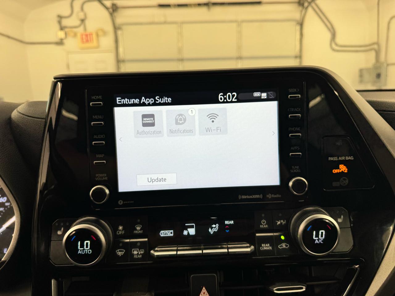 Toyota Highlander XLE AWD (Natl) 2020