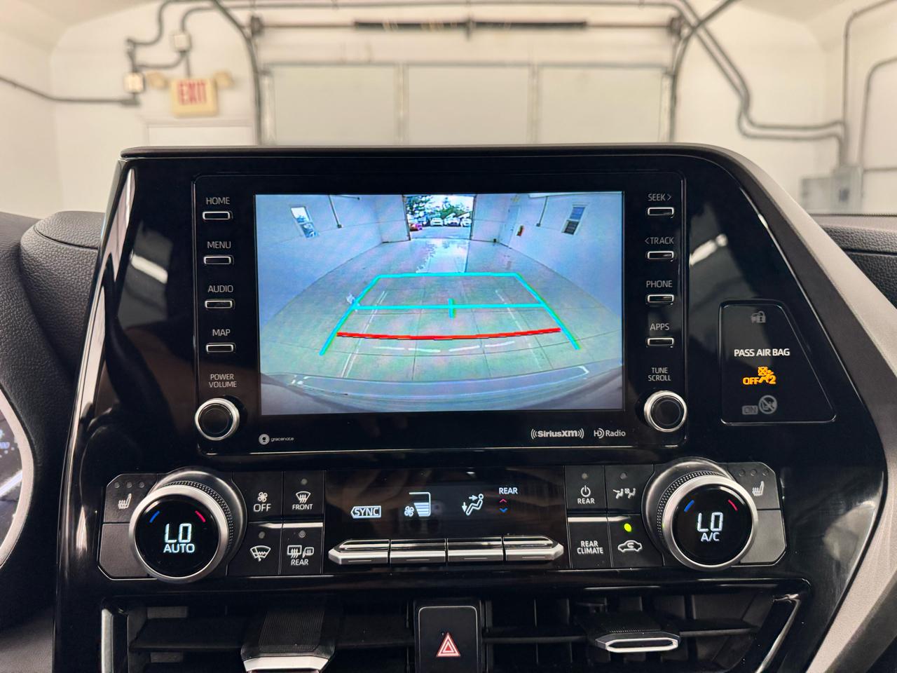Toyota Highlander XLE AWD (Natl) 2020