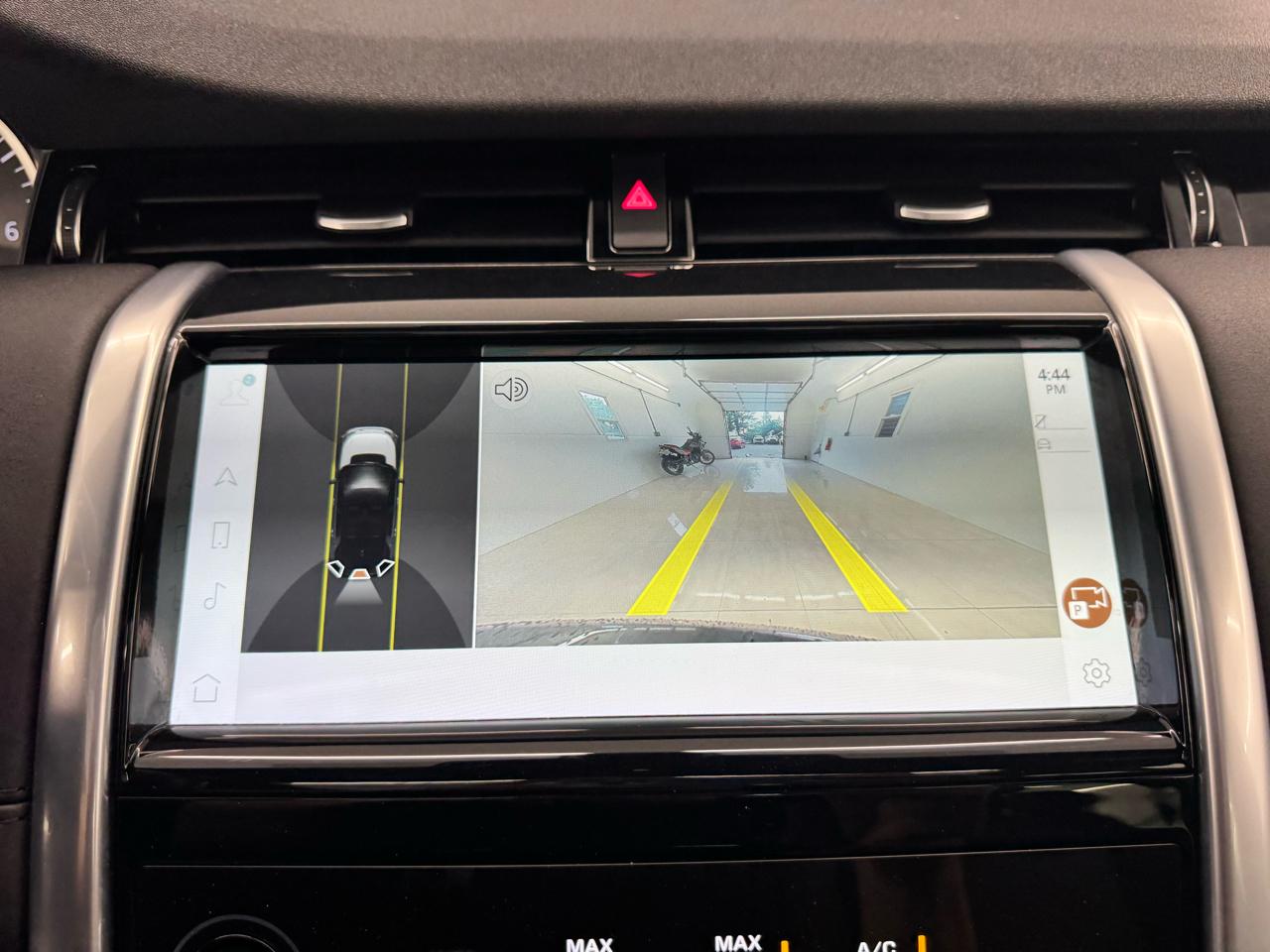 Land Rover Discovery Sport SE 4WD 2023