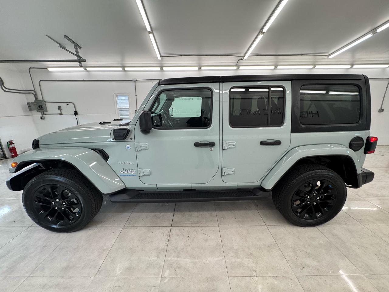 Jeep Wrangler 4xe Sahara 4x4 2023