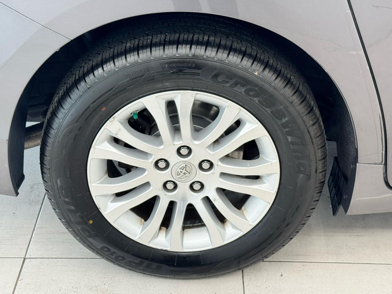 Toyota Sienna 5dr 8-Pass Van XLE Premium FWD (Natl) 2015