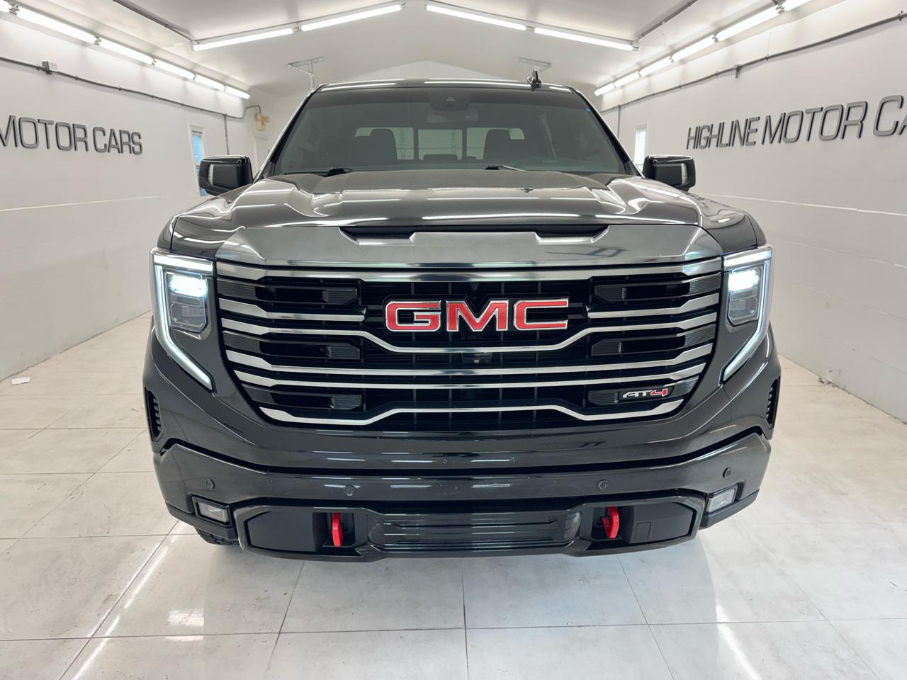GMC Sierra 1500 4WD Crew Cab 157" AT4 2022