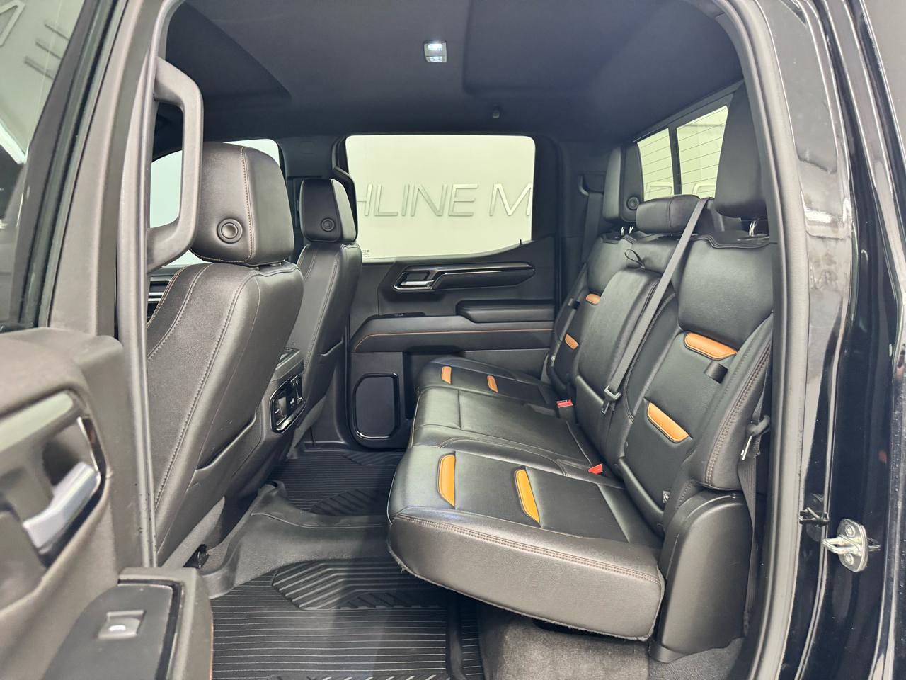 GMC Sierra 1500 4WD Crew Cab 157" AT4 2022