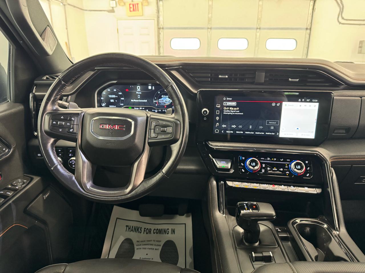 GMC Sierra 1500 4WD Crew Cab 157" AT4 2022