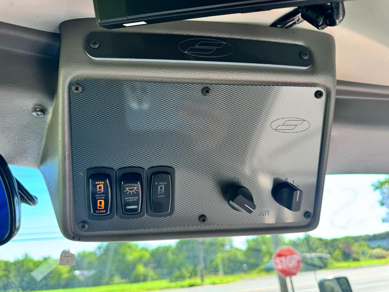 Ford E-Series Cutaway E-350 SRW 138" WB 2019
