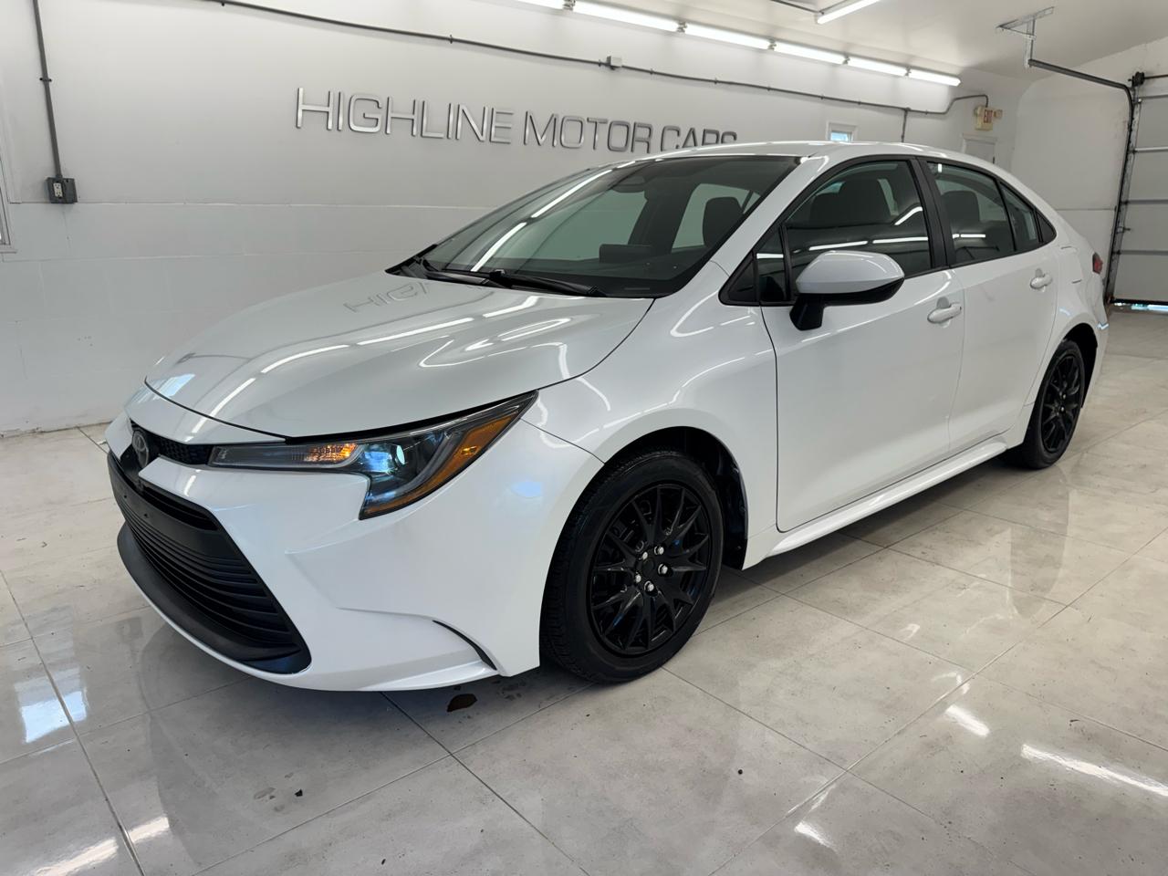 Toyota Corolla LE CVT (Natl) 2024