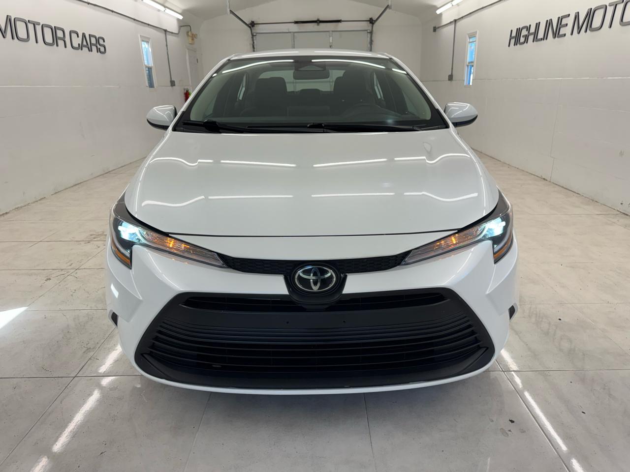 Toyota Corolla LE CVT (Natl) 2024
