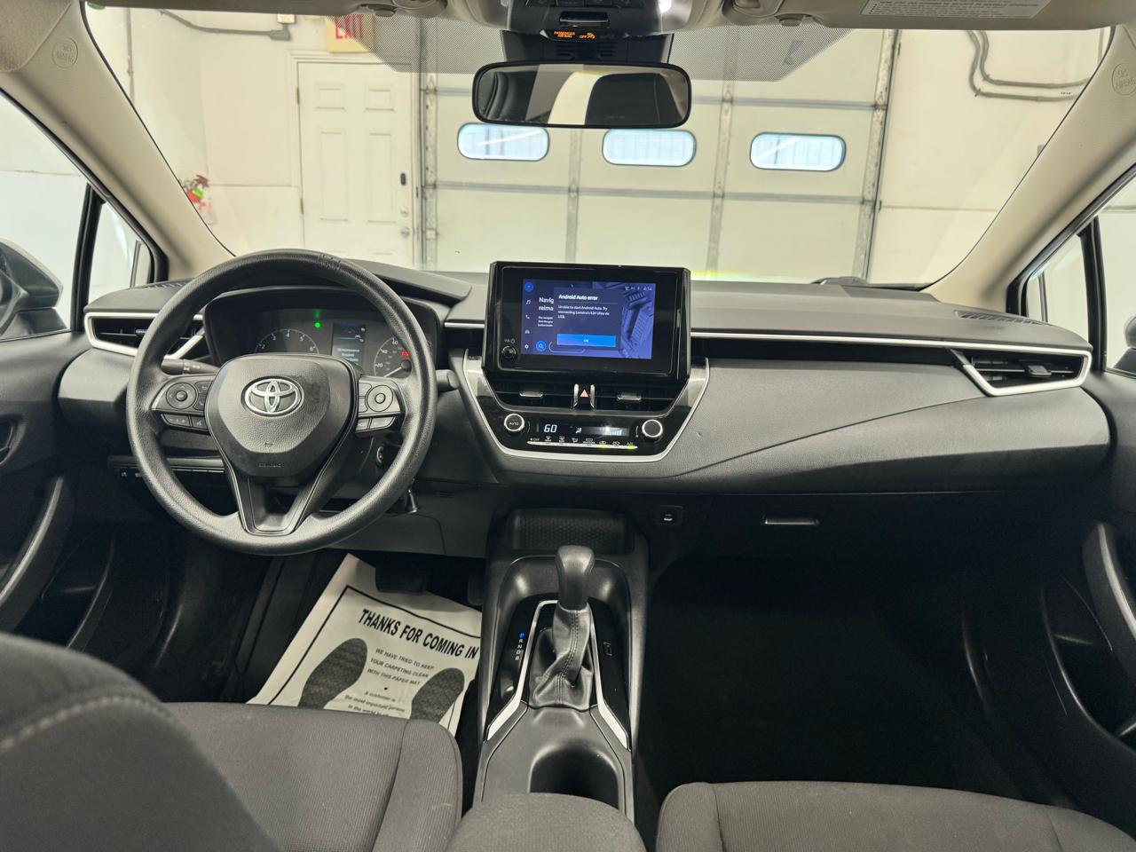 Toyota Corolla LE CVT (Natl) 2024