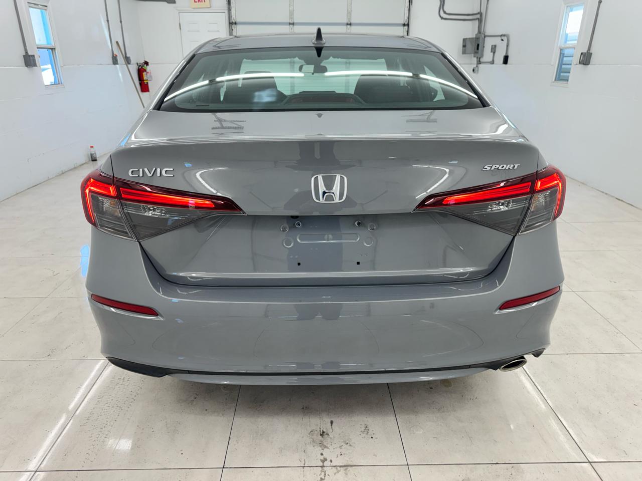 Honda Civic Sedan Sport CVT 2025
