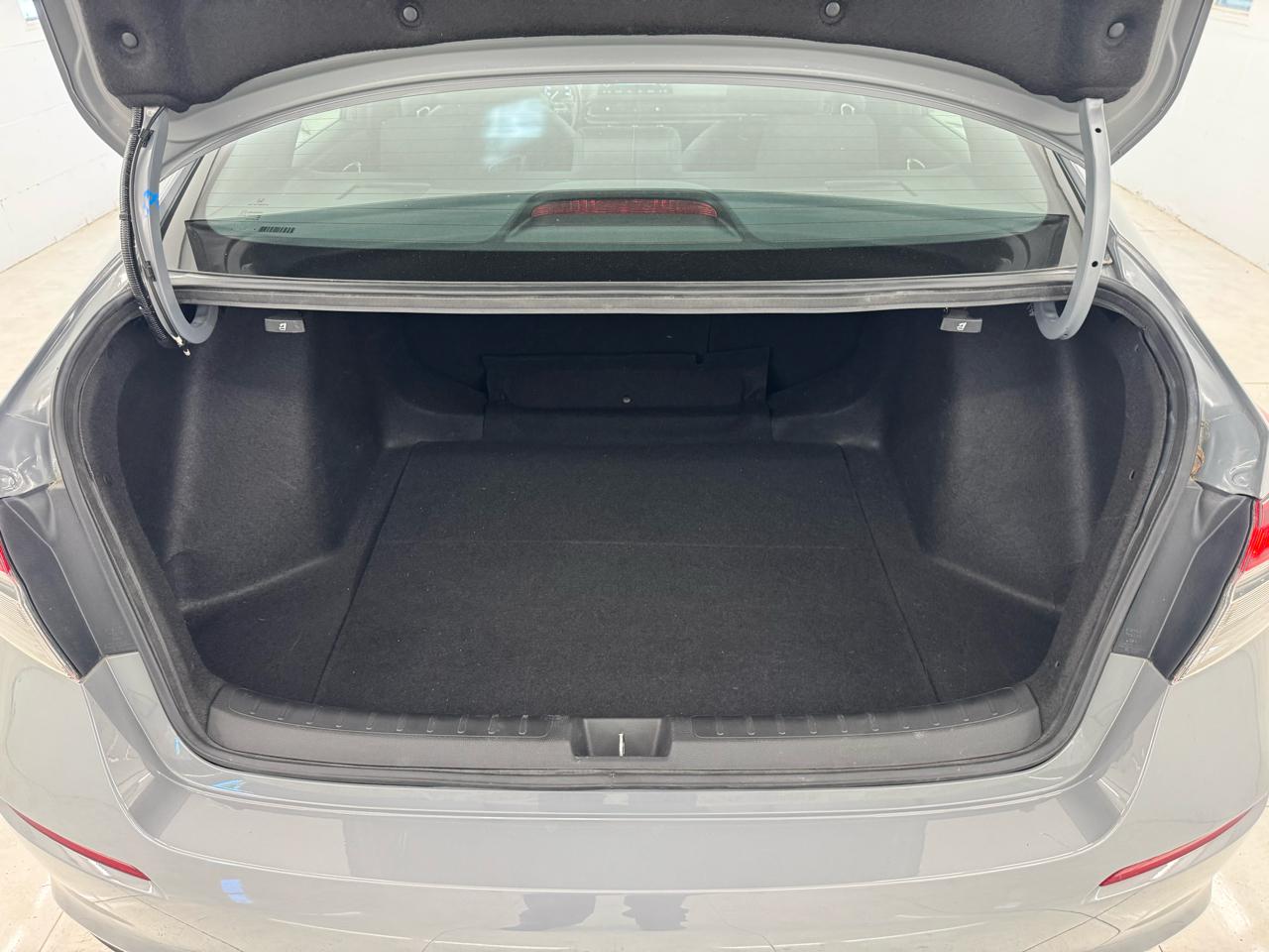 Honda Civic Sedan Sport CVT 2025