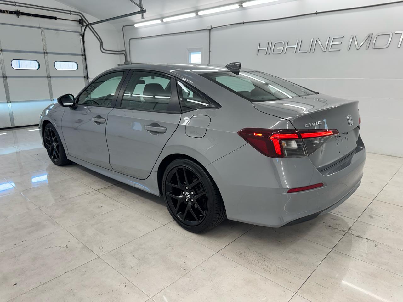 Honda Civic Sedan Sport CVT 2025