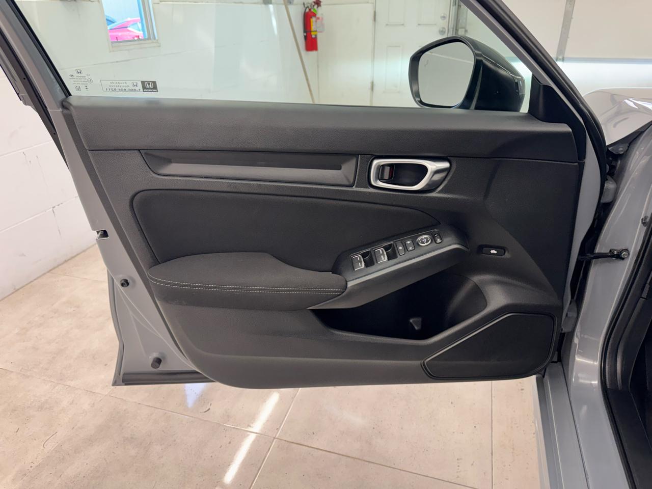 Honda Civic Sedan Sport CVT 2025