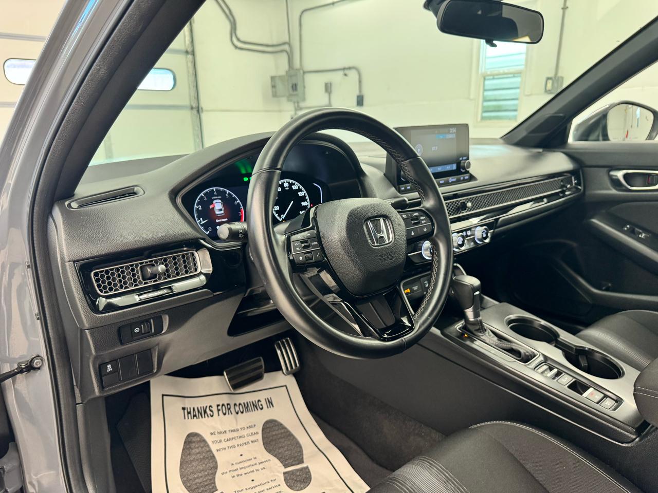 Honda Civic Sedan Sport CVT 2025