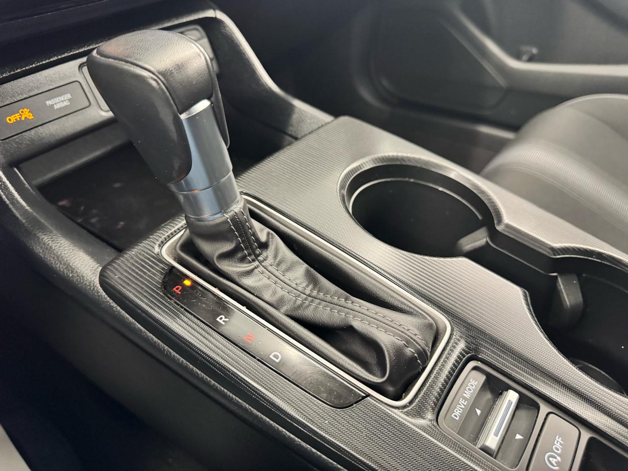 Honda Civic Sedan Sport CVT 2025