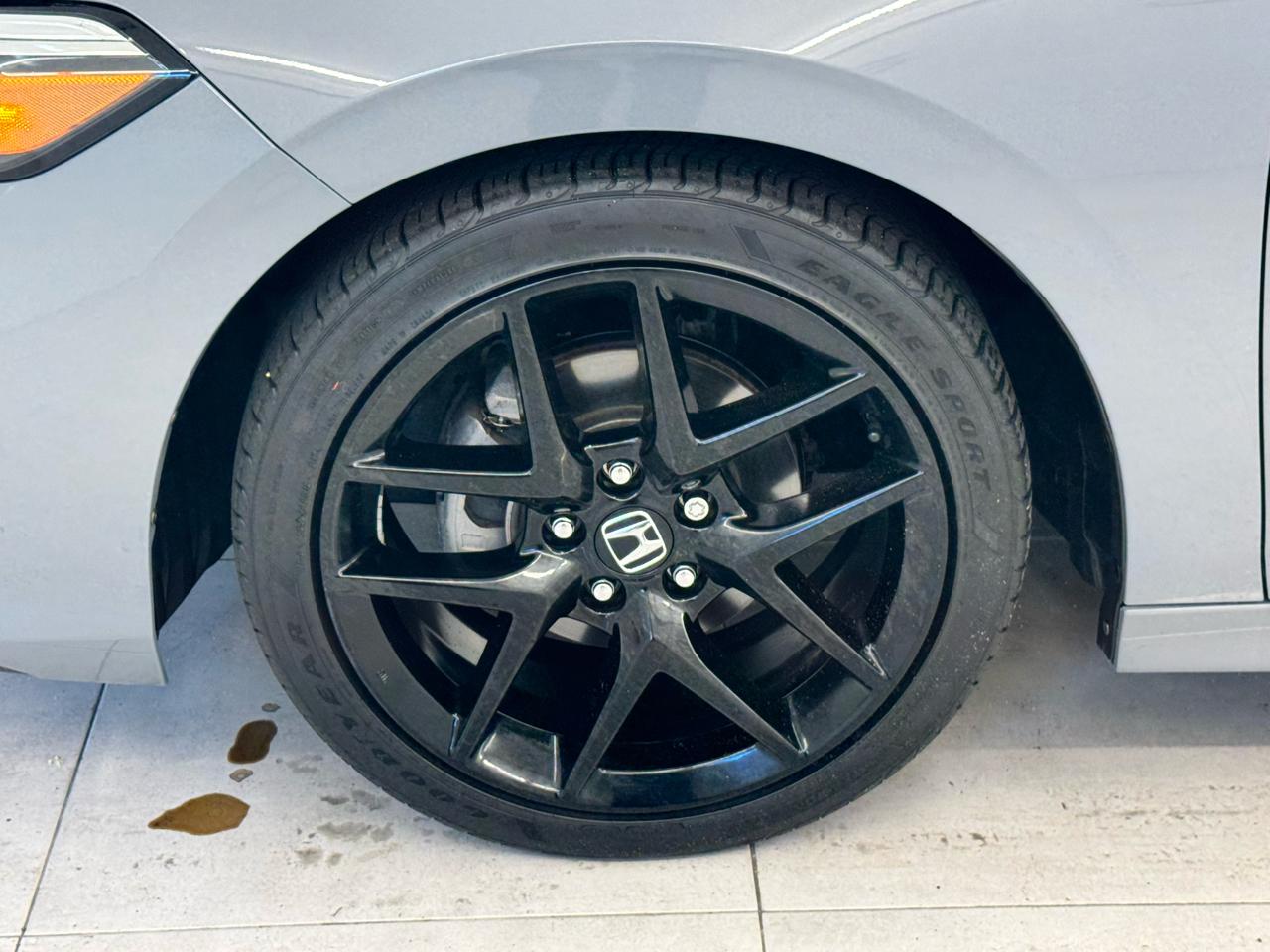 Honda Civic Sedan Sport CVT 2025