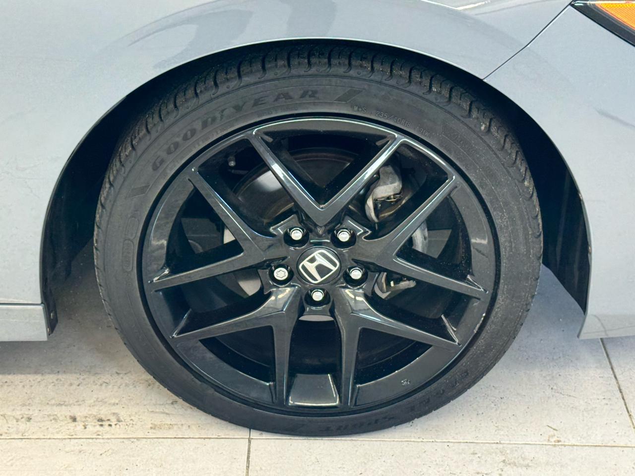 Honda Civic Sedan Sport CVT 2025