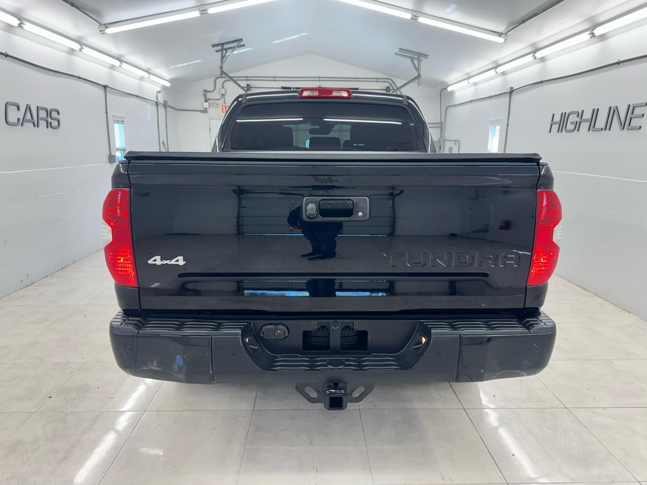 Toyota Tundra 4WD 1794 Edition CrewMax 5.5' Bed 5.7L (Natl) 2018