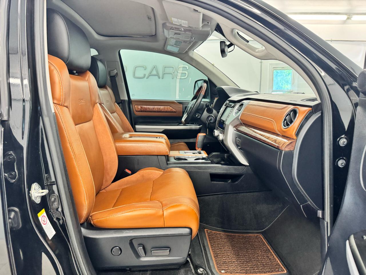 Toyota Tundra 4WD 1794 Edition CrewMax 5.5' Bed 5.7L (Natl) 2018
