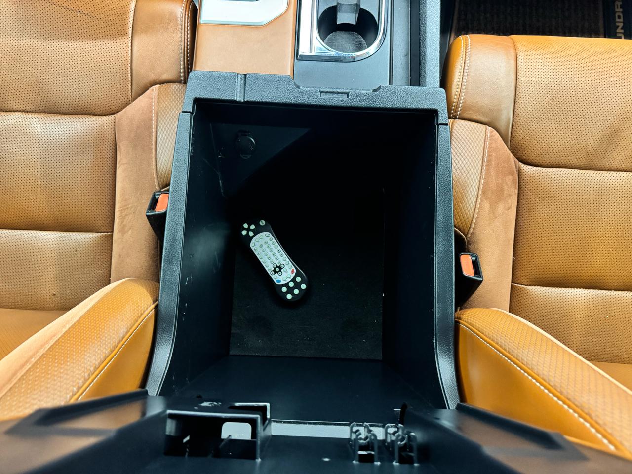 Toyota Tundra 4WD 1794 Edition CrewMax 5.5' Bed 5.7L (Natl) 2018