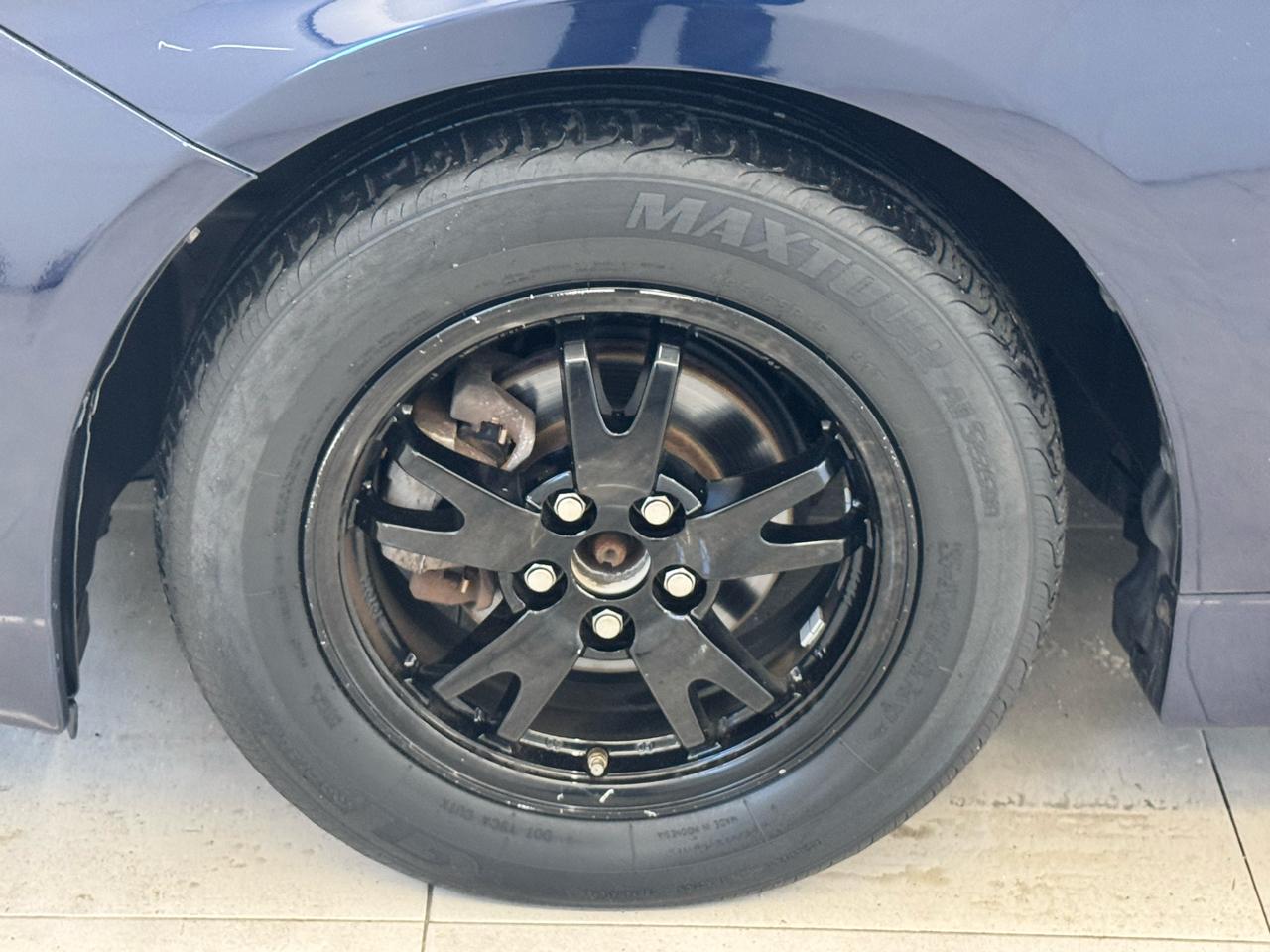 Toyota Prius 5dr HB Persona Series Special Edition (Natl) 2015