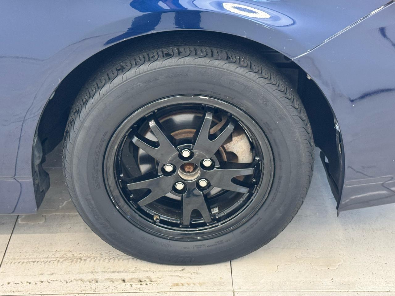 Toyota Prius 5dr HB Persona Series Special Edition (Natl) 2015