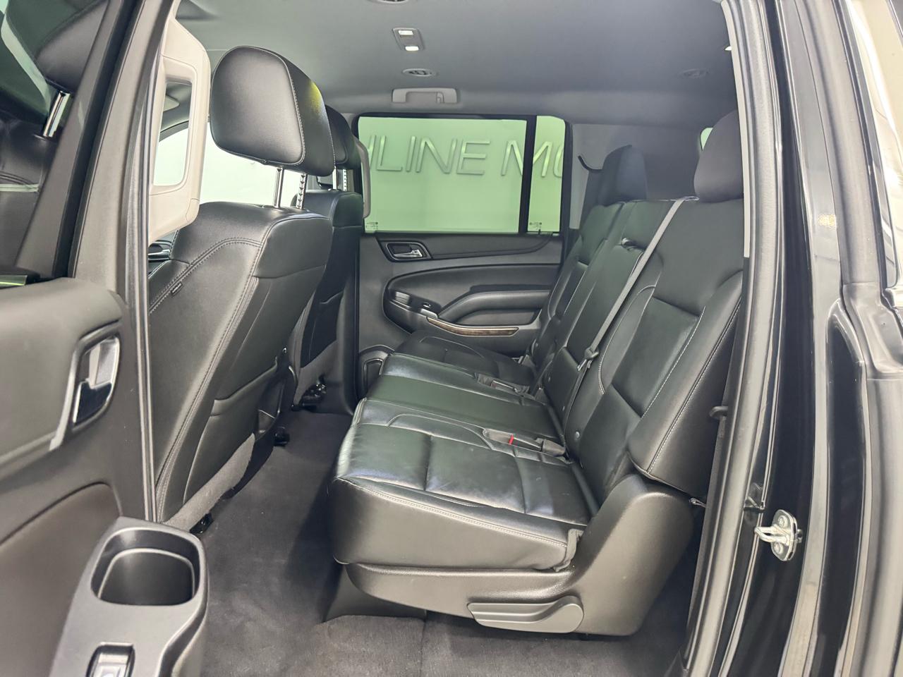 Chevrolet Suburban 4WD 4dr LT 2020