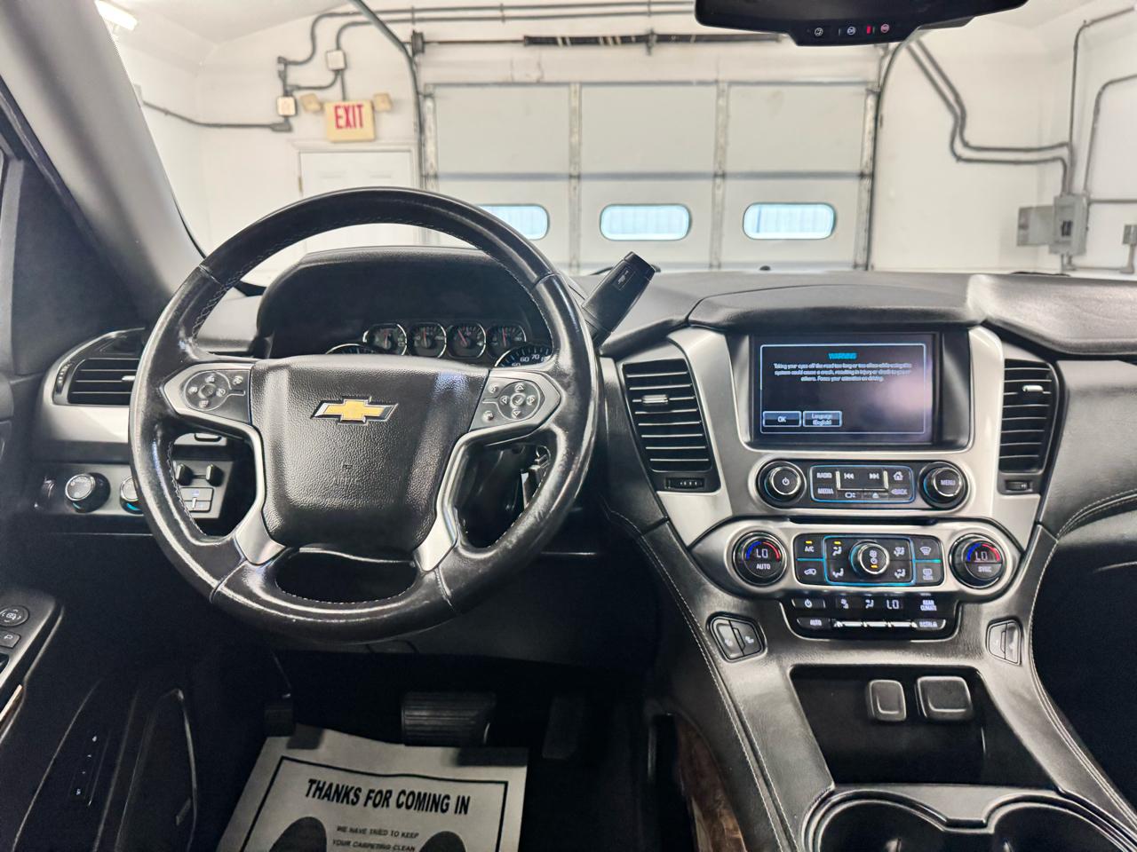 Chevrolet Suburban 4WD 4dr LT 2020