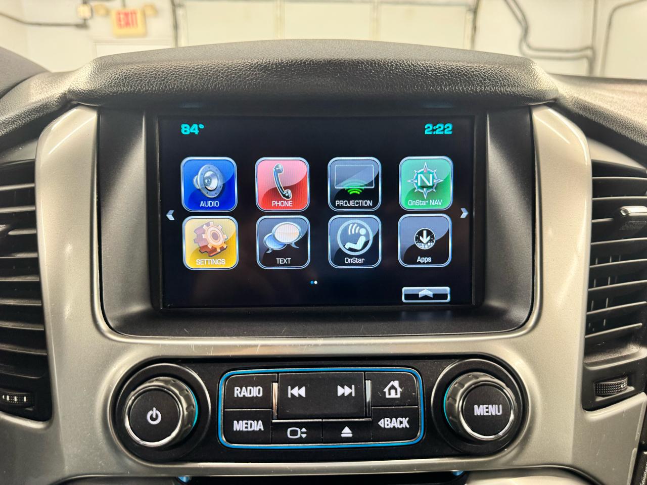 Chevrolet Suburban 4WD 4dr LT 2020