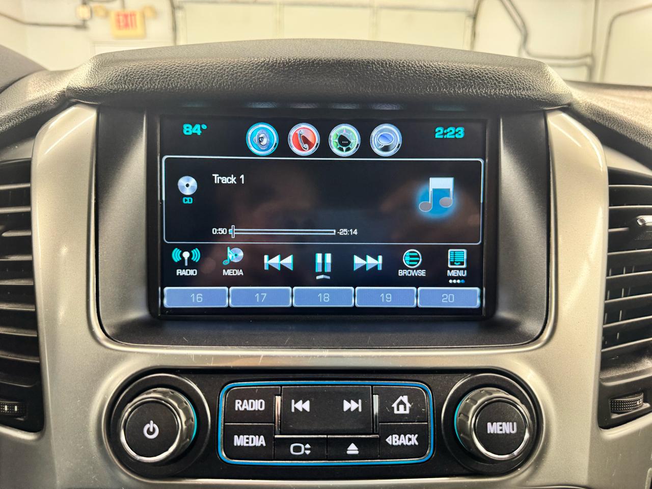 Chevrolet Suburban 4WD 4dr LT 2020