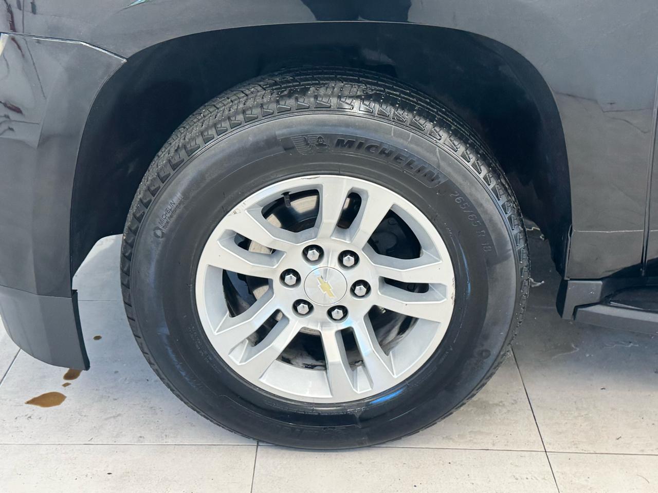 Chevrolet Suburban 4WD 4dr LT 2020