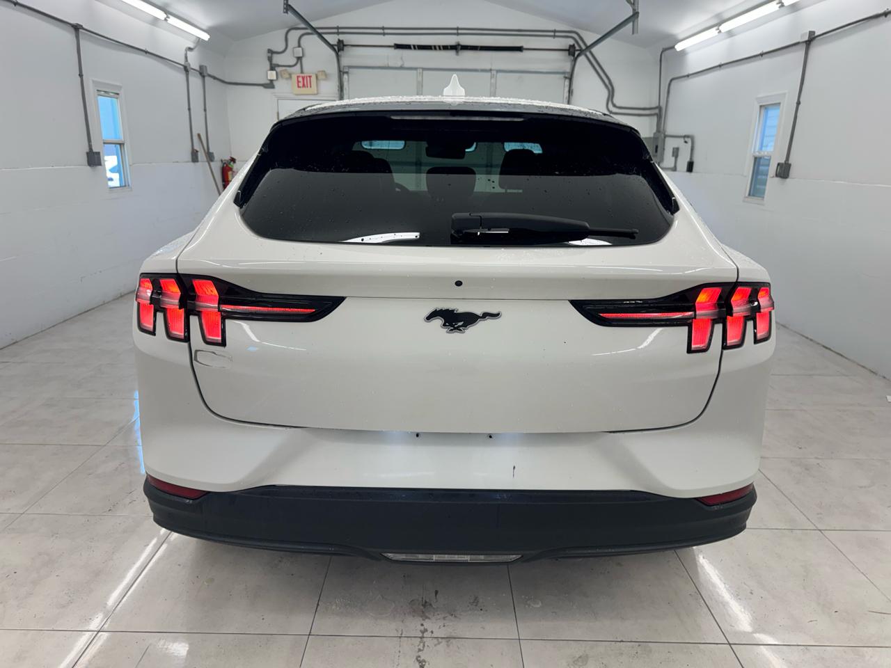 Ford Mustang Mach-E Select AWD 2021