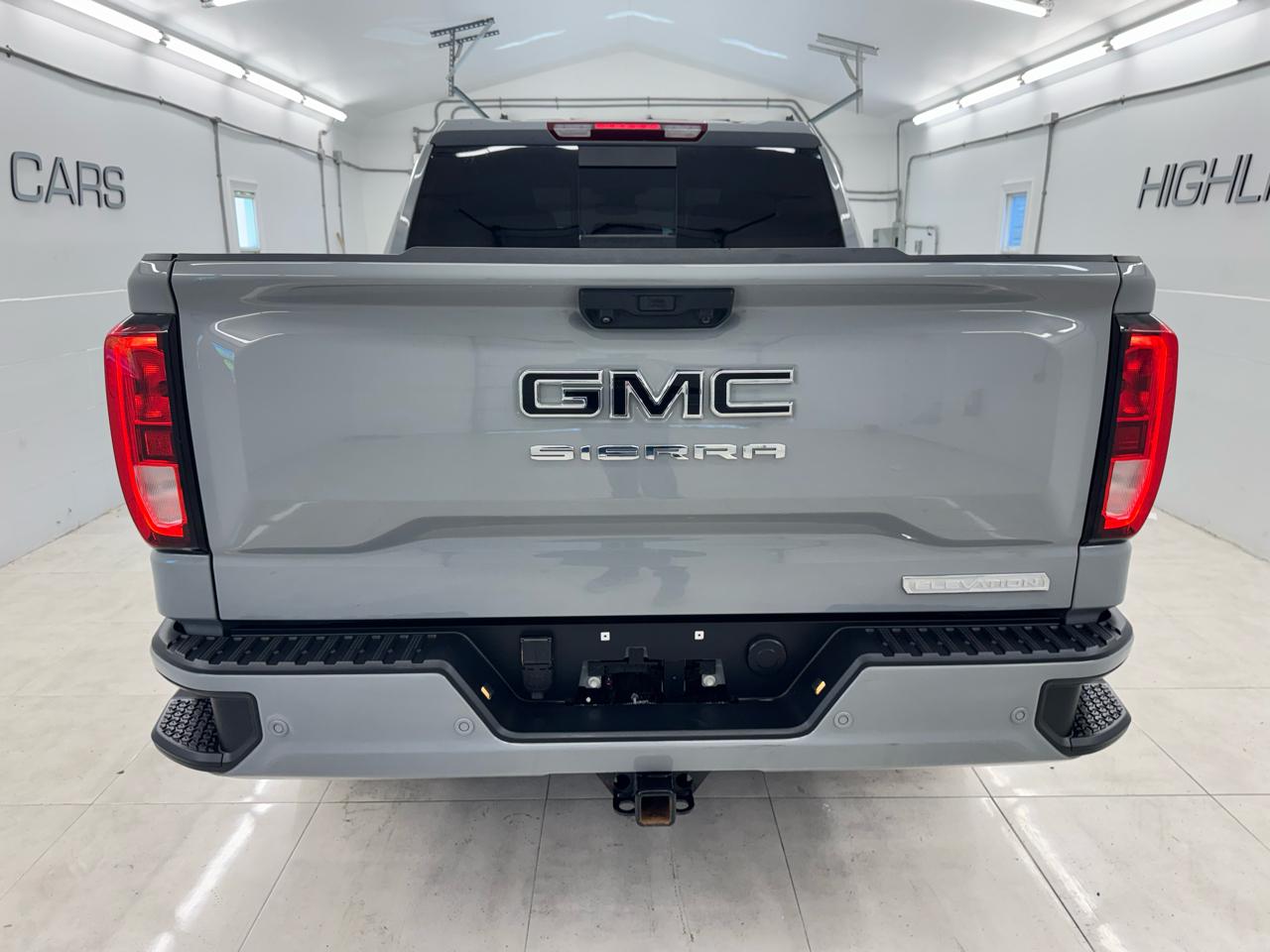 GMC Sierra 1500 4WD Crew Cab 147" Elevation w/3SB 2024