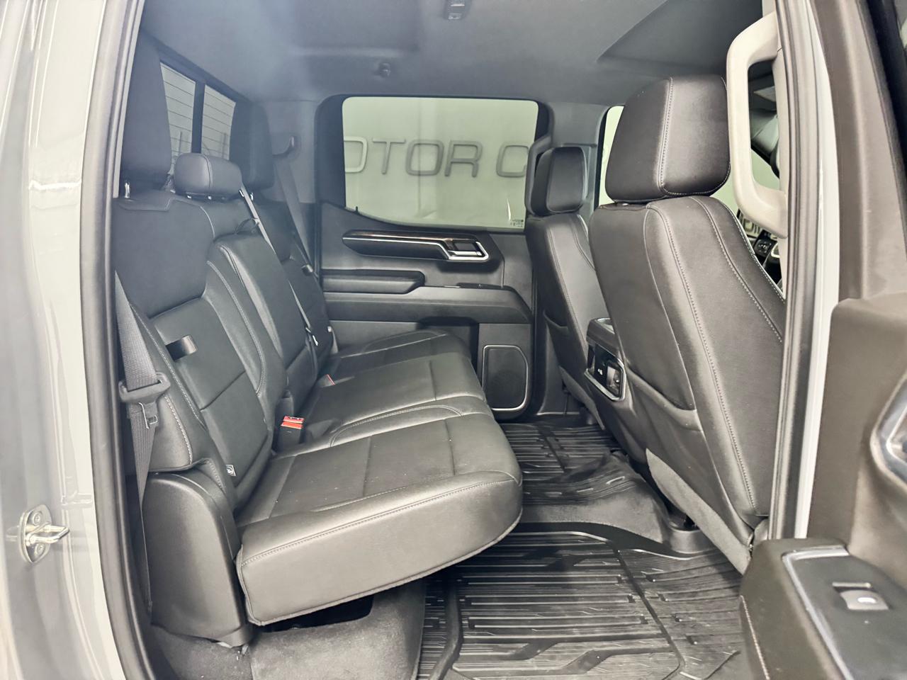 GMC Sierra 1500 4WD Crew Cab 147" Elevation w/3SB 2024