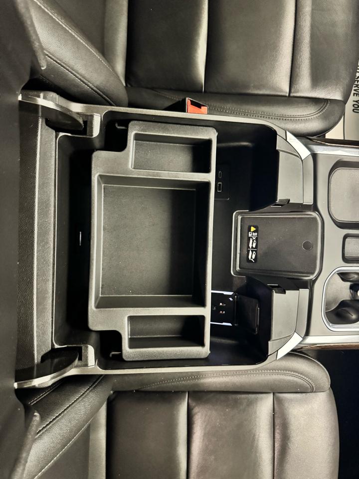 GMC Sierra 1500 4WD Crew Cab 147" Elevation w/3SB 2024