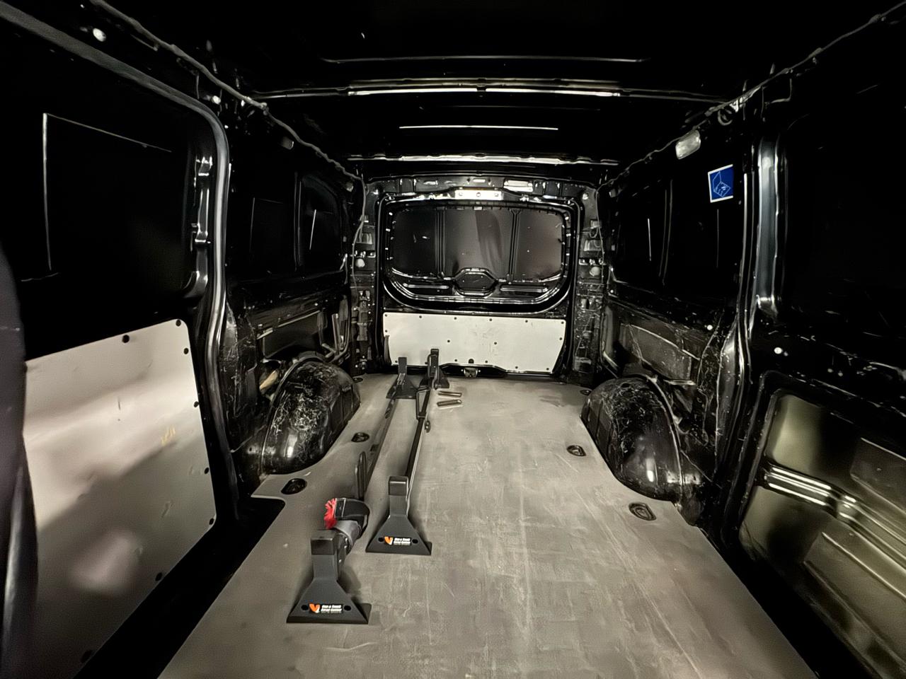 Mercedes-Benz Metris Cargo Van Standard Roof 126" Wheelbase 2022