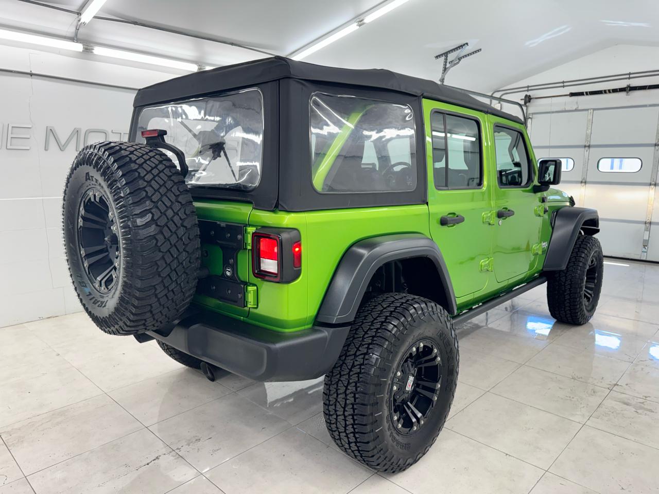 Jeep Wrangler Unlimited Sport 4x4 2019