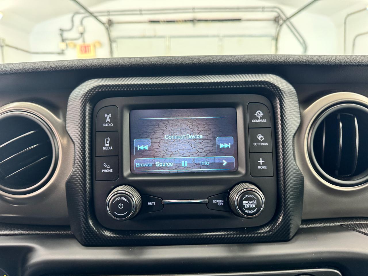 Jeep Wrangler Unlimited Sport 4x4 2019