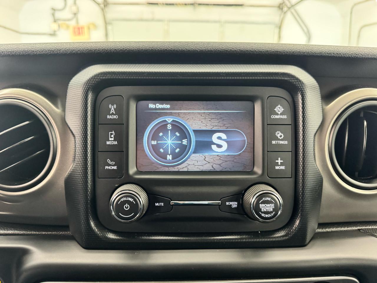 Jeep Wrangler Unlimited Sport 4x4 2019