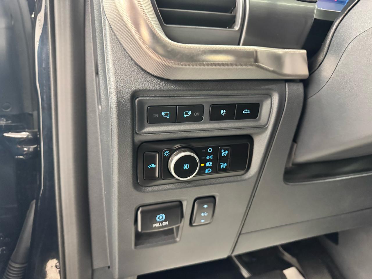 Ford F-150 Raptor SuperCab 4WD 2023