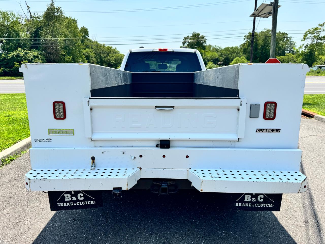 Ford Super Duty F-350 DRW Lariat 4WD Crew Cab 179" WB 60" CA 2021