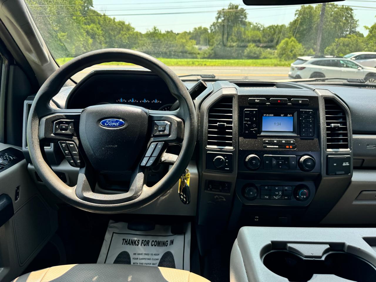 Ford Super Duty F-350 DRW Lariat 4WD Crew Cab 179" WB 60" CA 2021