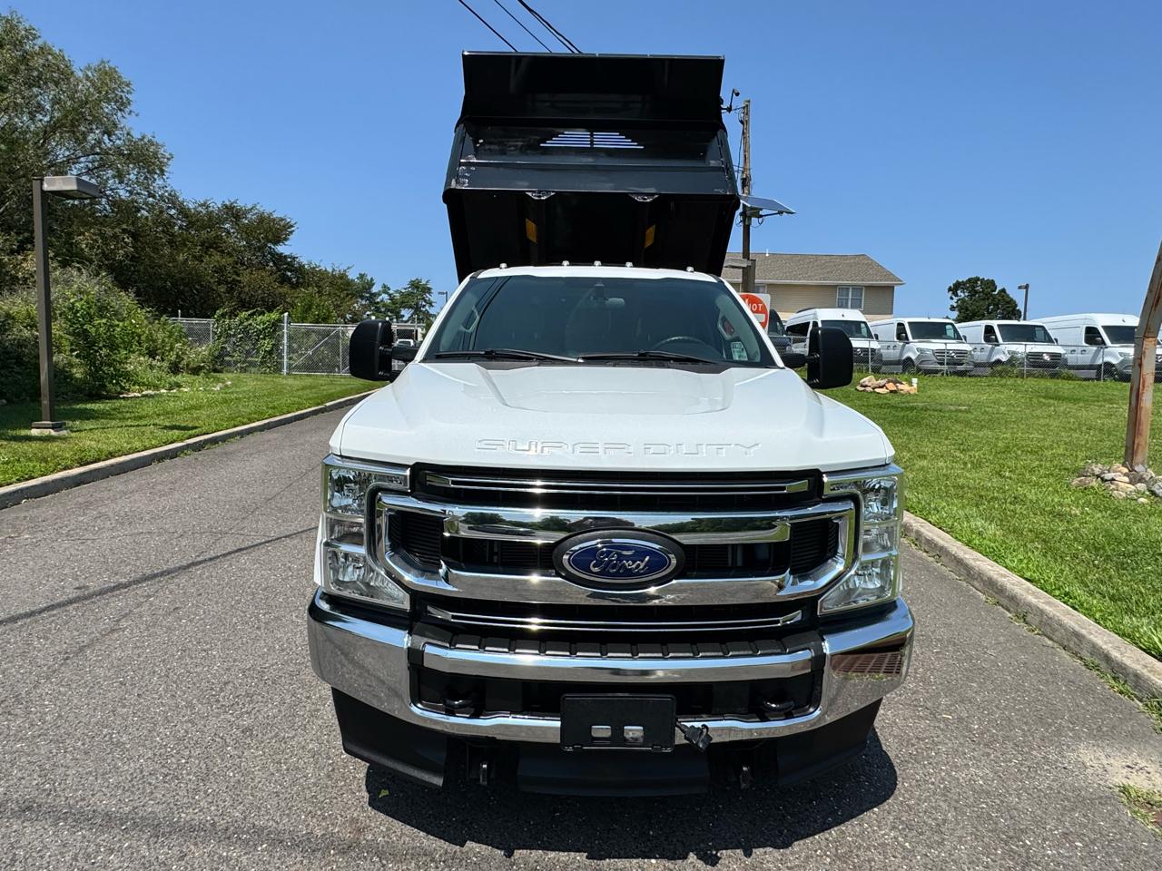 Ford Super Duty F-350 DRW XLT 4WD Reg Cab 145" WB 60" CA 2021