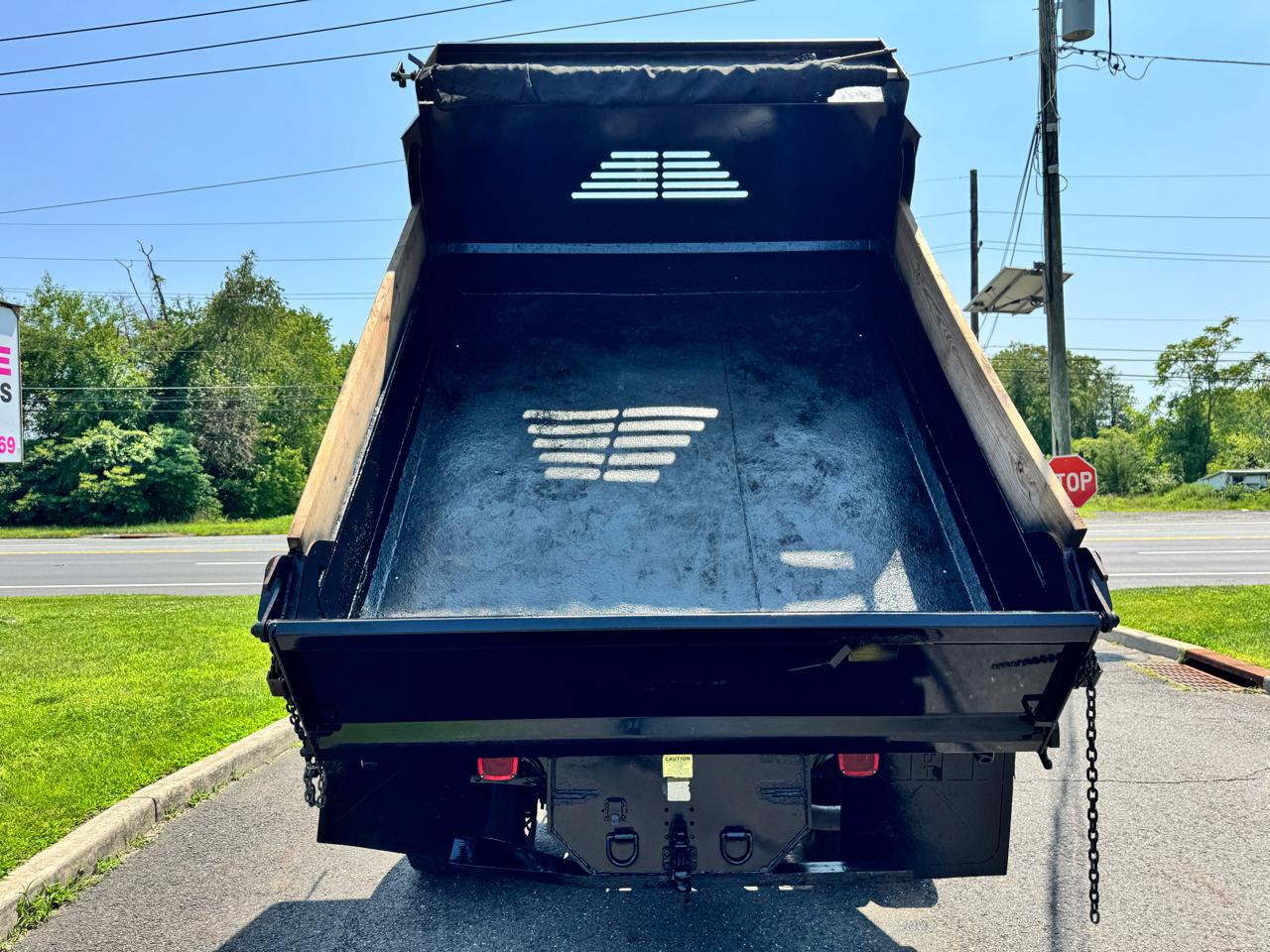 Ford Super Duty F-350 DRW XLT 4WD Reg Cab 145" WB 60" CA 2021