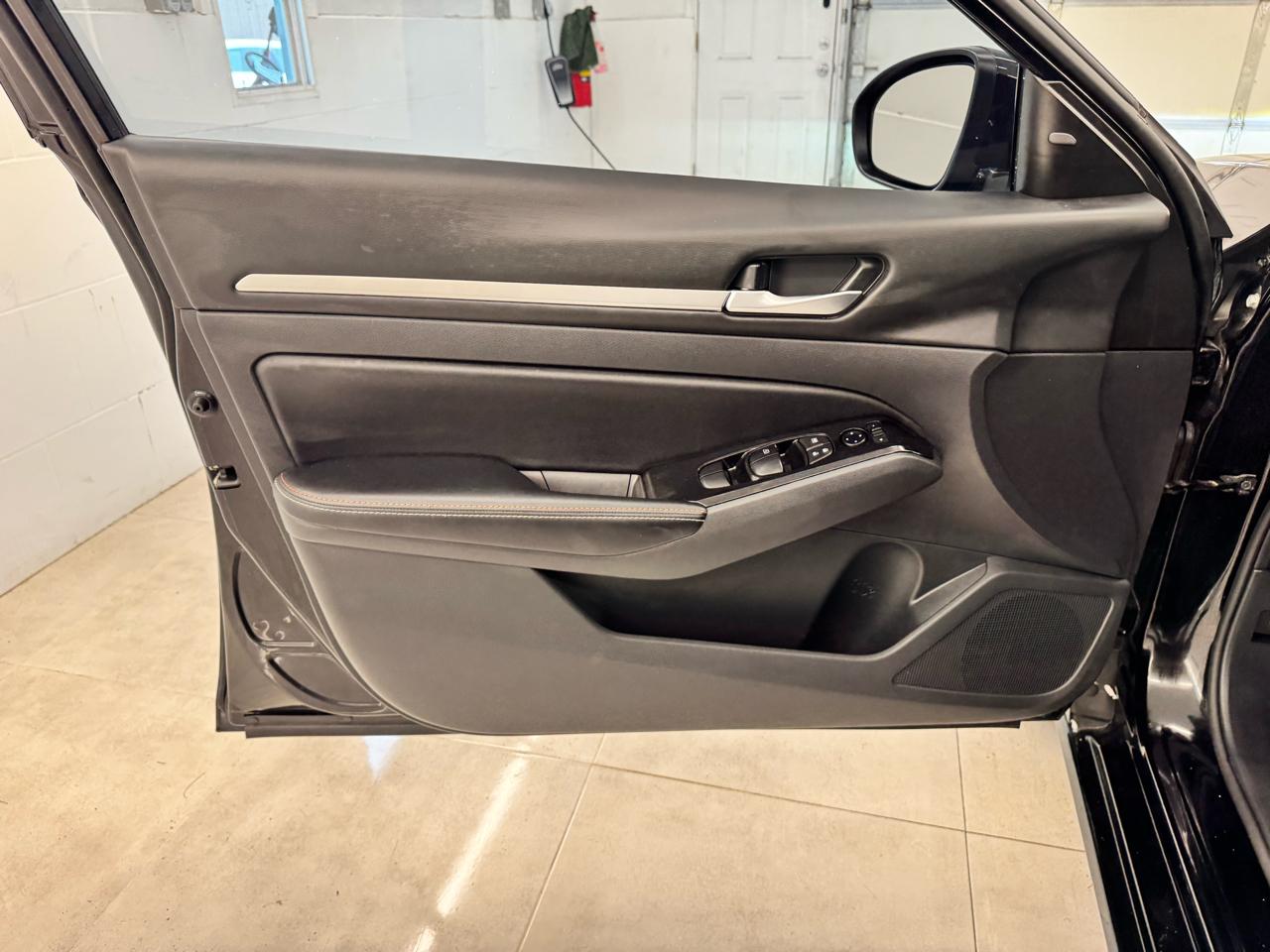 Nissan Altima 2.5 SR AWD Sedan 2024