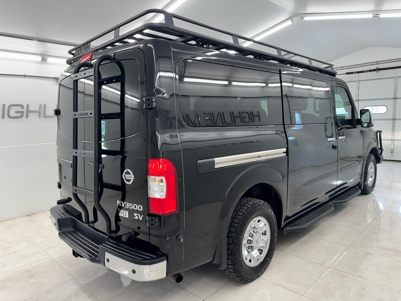 Nissan NVP 3500 V6 SV 2014