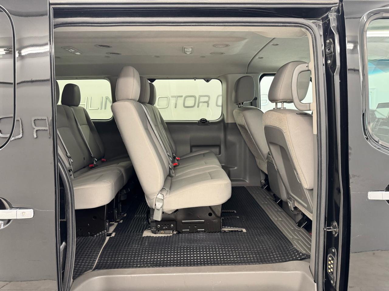 Nissan NVP 3500 V6 SV 2014