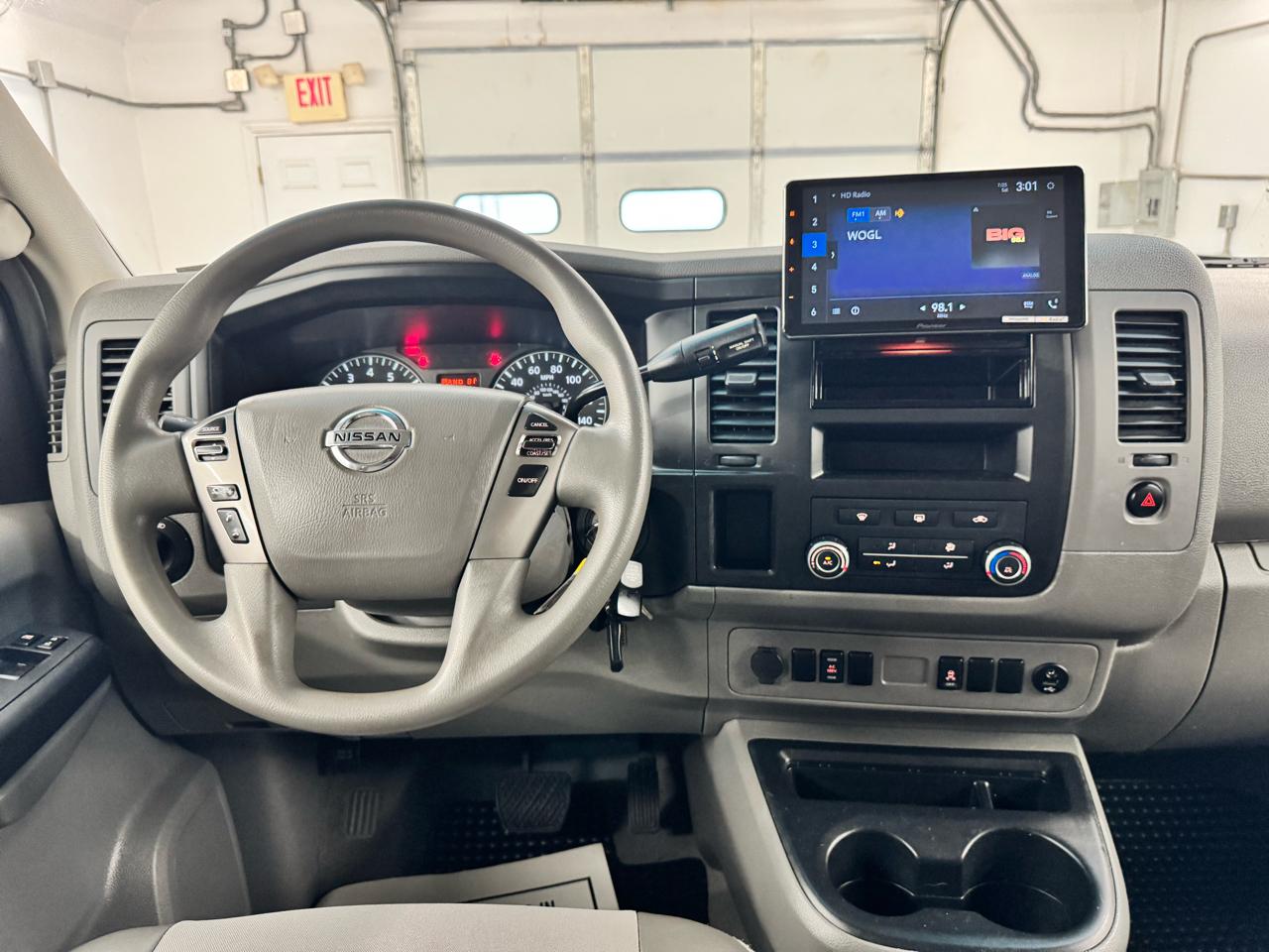 Nissan NVP 3500 V6 SV 2014