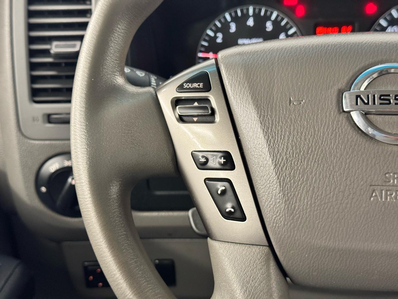 Nissan NVP 3500 V6 SV 2014