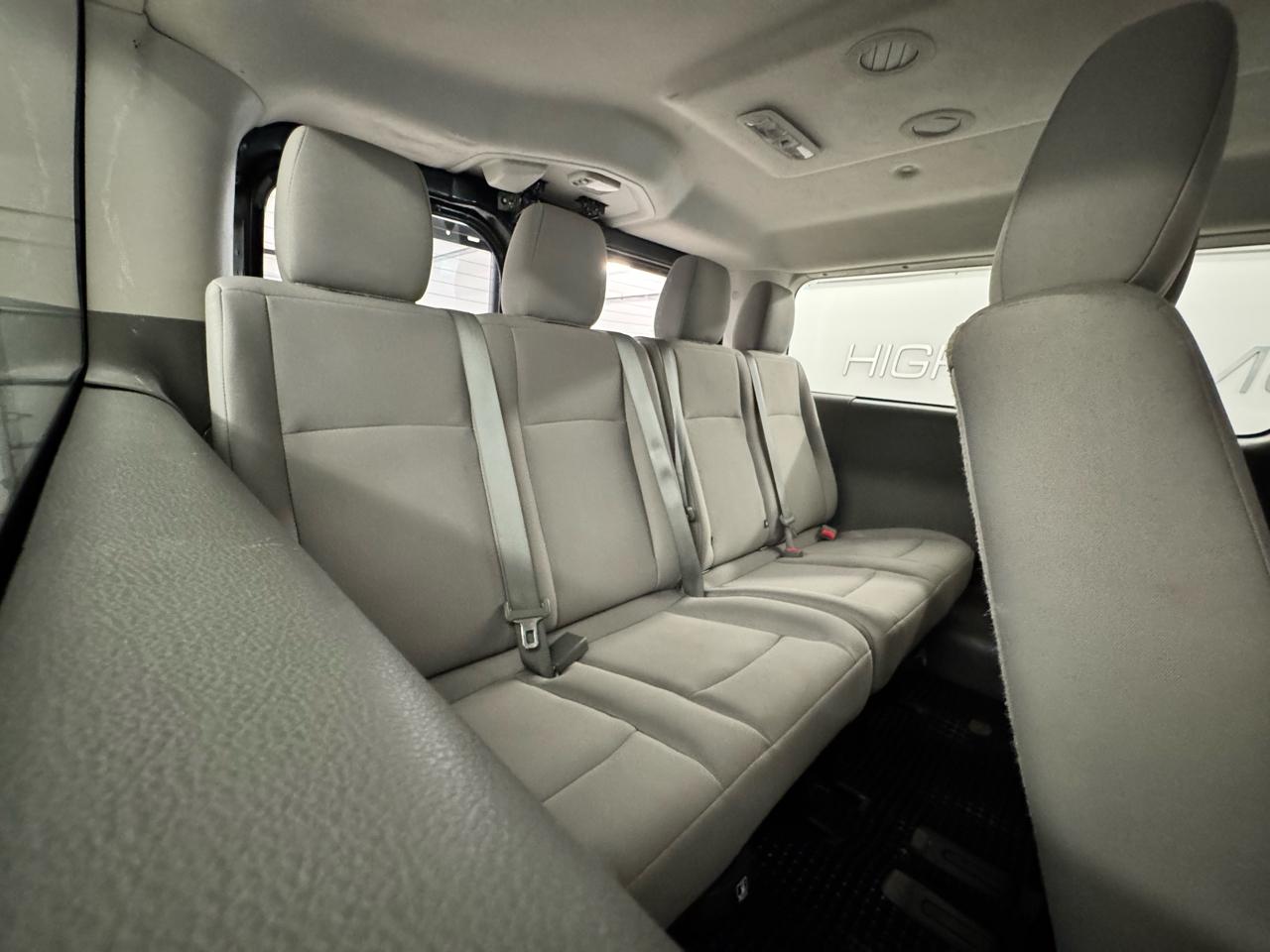 Nissan NVP 3500 V6 SV 2014